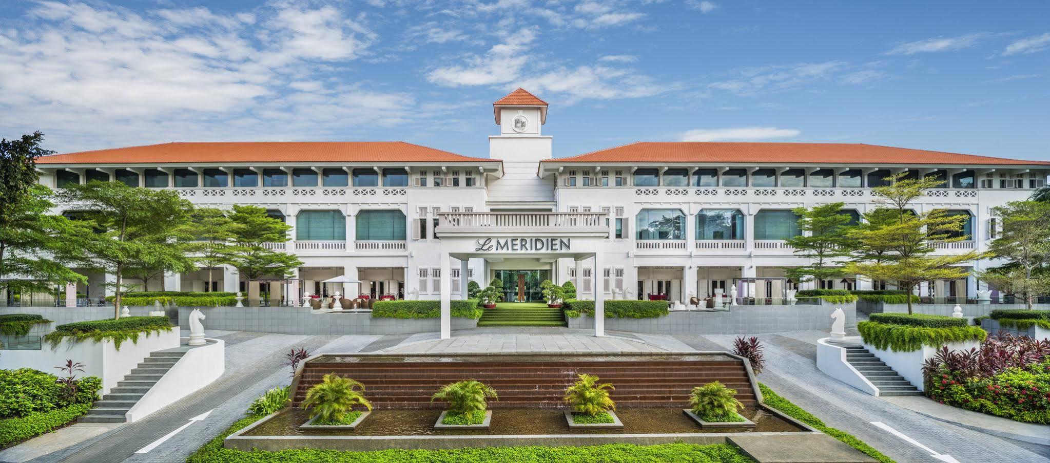 Oasia Resort Sentosa By Far East Hospitality Сингапур Екстериор снимка Meridien Singapore