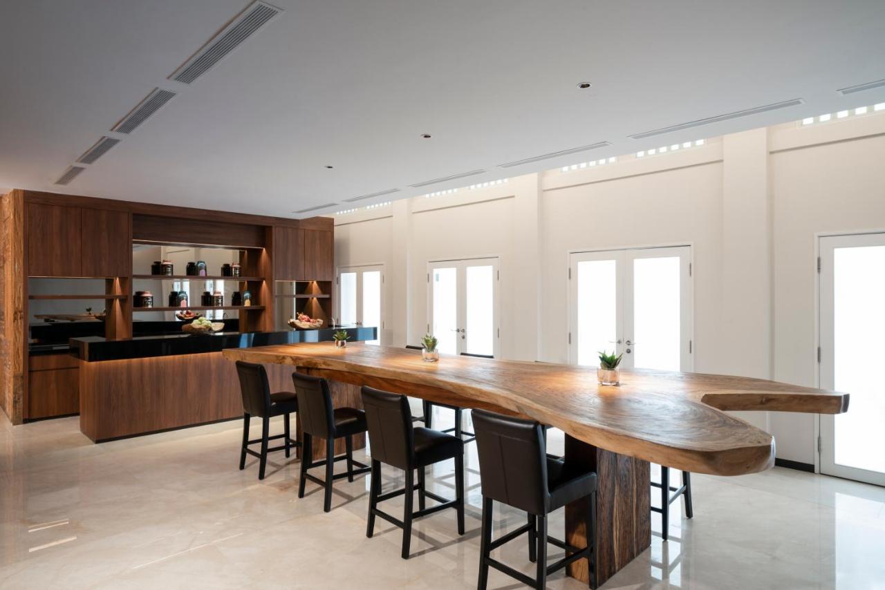 Oasia Resort Sentosa By Far East Hospitality Сингапур Екстериор снимка The kitchen