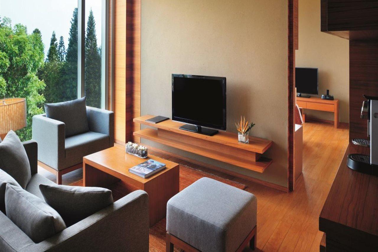 Oasia Resort Sentosa By Far East Hospitality Сингапур Екстериор снимка A room at the hotel